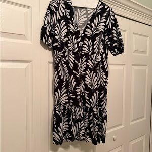 Black and White Palm Leaf Print Dress, M
